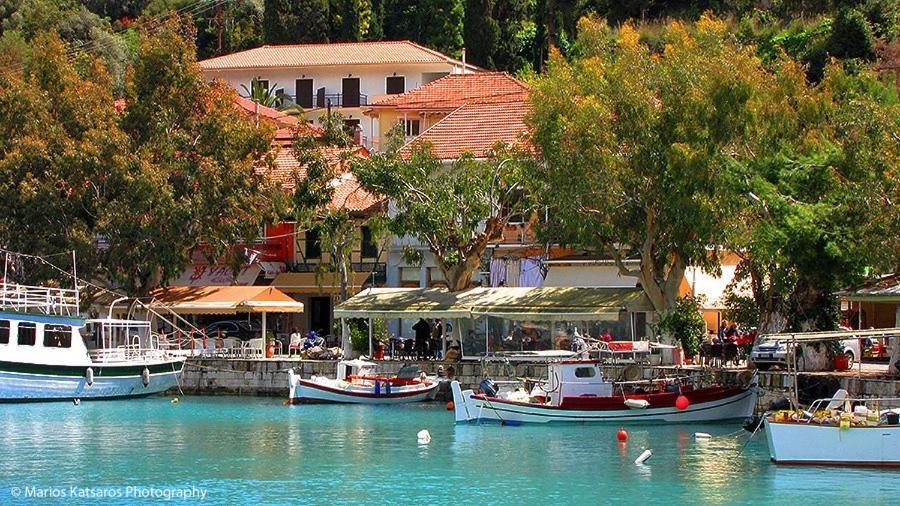 Nefeli Wind Club Aparthotel Vasiliki  Exterior photo