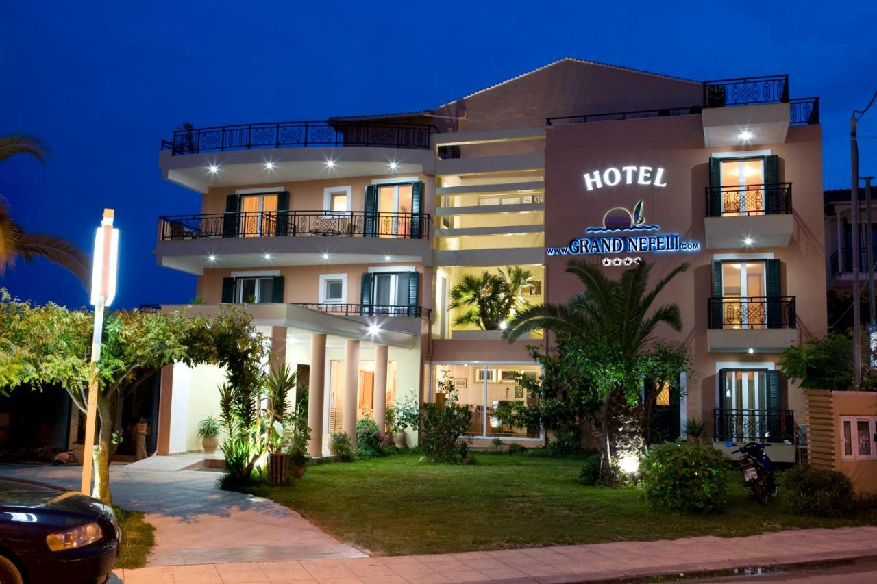 Nefeli Wind Club Aparthotel Vasiliki  Exterior photo